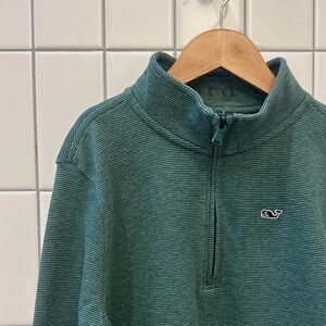 EUC Vineyard Vines boys’ green quarter zip pullover, size M (12-14)